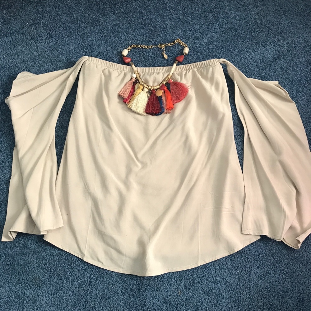 Sleeveless bell sleeve top